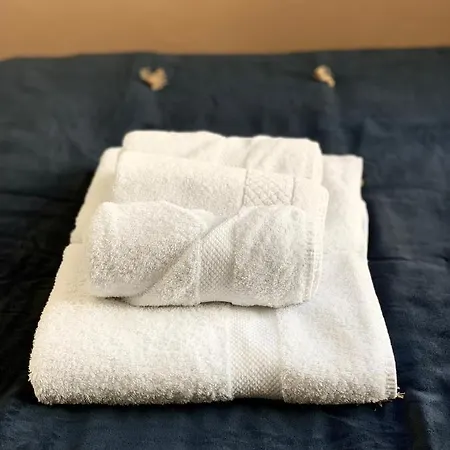 Tête D'or Hotel 2*