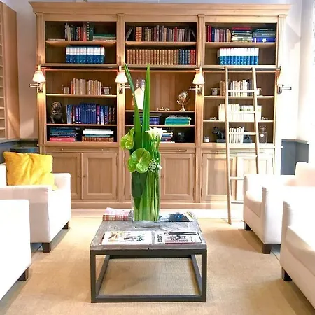 Tete D'or Hotel 2*