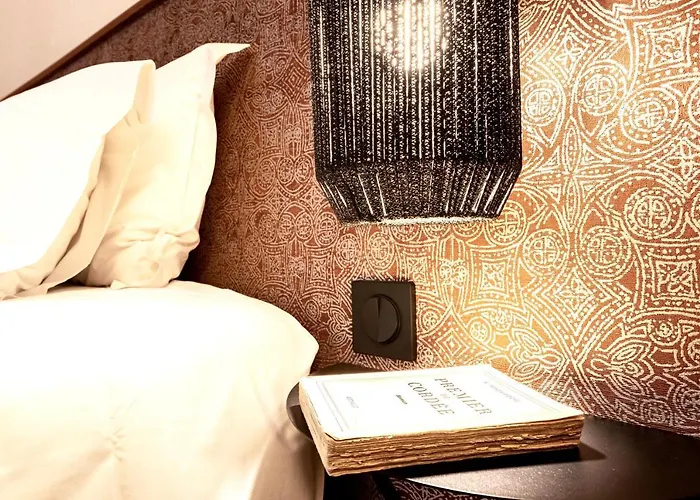 Tete D'or Hotel 2*