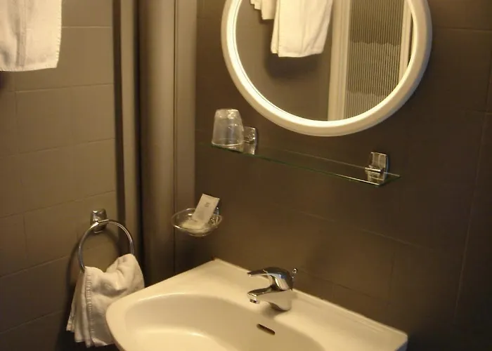 Hotel Tete D'or 2*