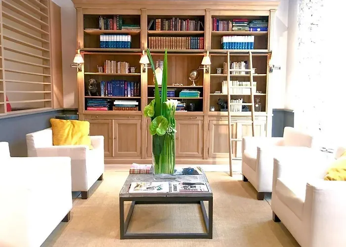 Tete D'or Hotel 2*
